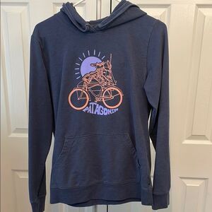 Patagonia Fisherfox Ahnya Blue Hoodie with Graphic Size L